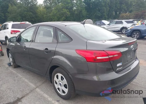 2018 Ford Focus S from USA, damaged, VIN 1FADP3E28JL306622